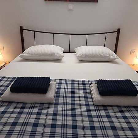 Apartment Dipla Athene Buitenkant foto