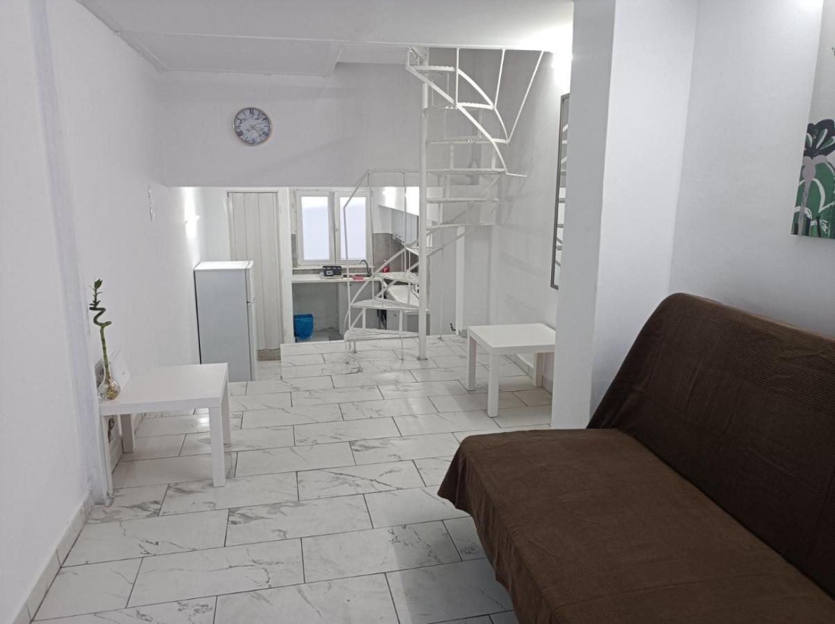 Apartment Dipla Athene Buitenkant foto