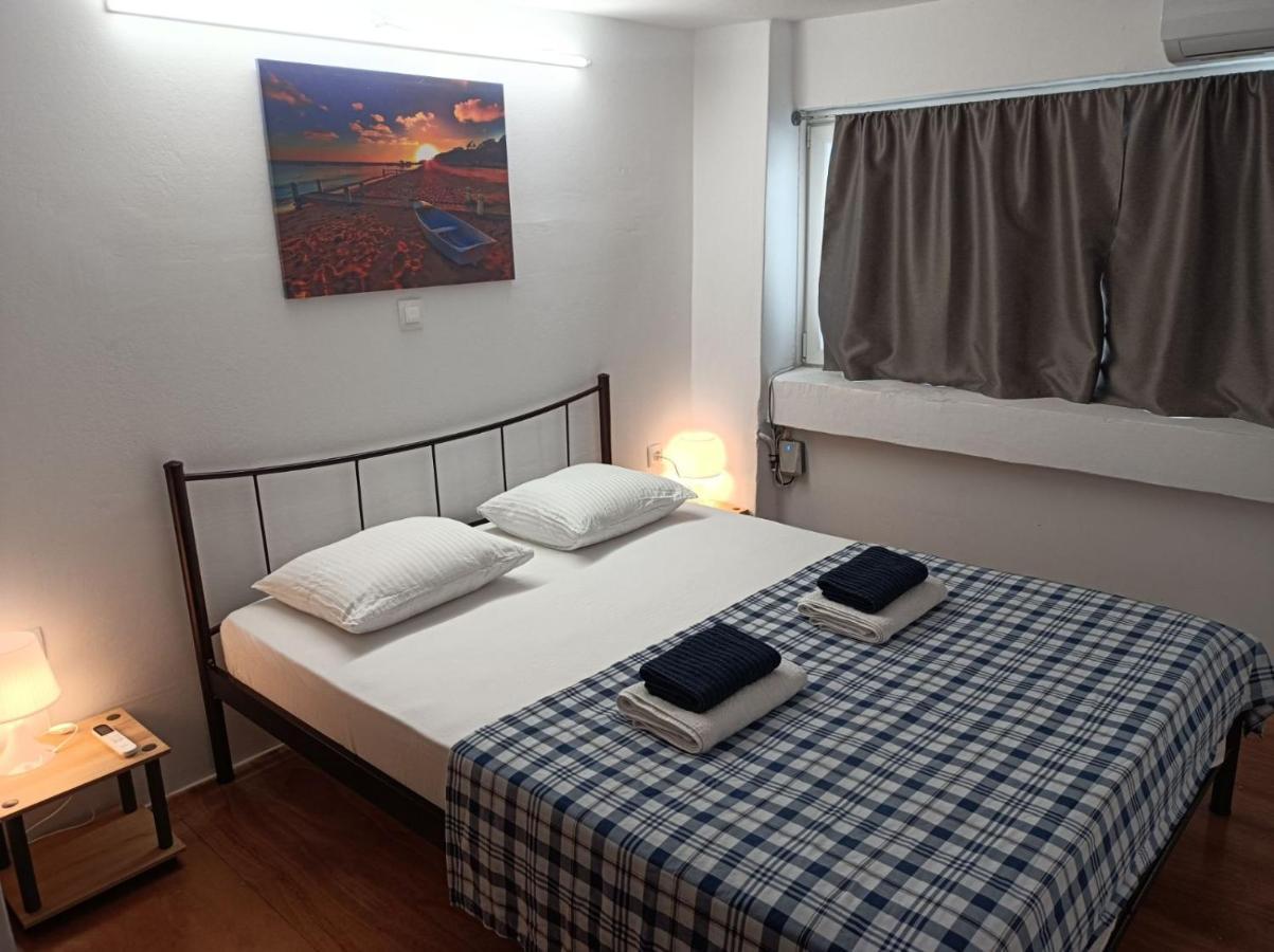 Apartment Dipla Athene Buitenkant foto